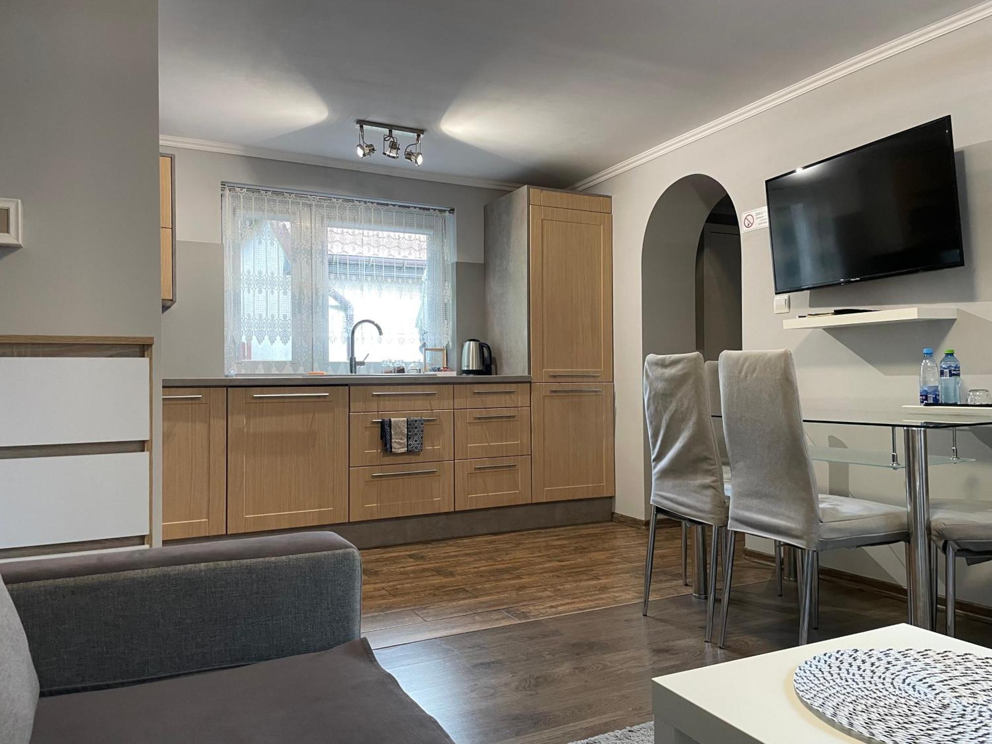 Apartament Lazur ปีวา ภายนอก รูปภาพ